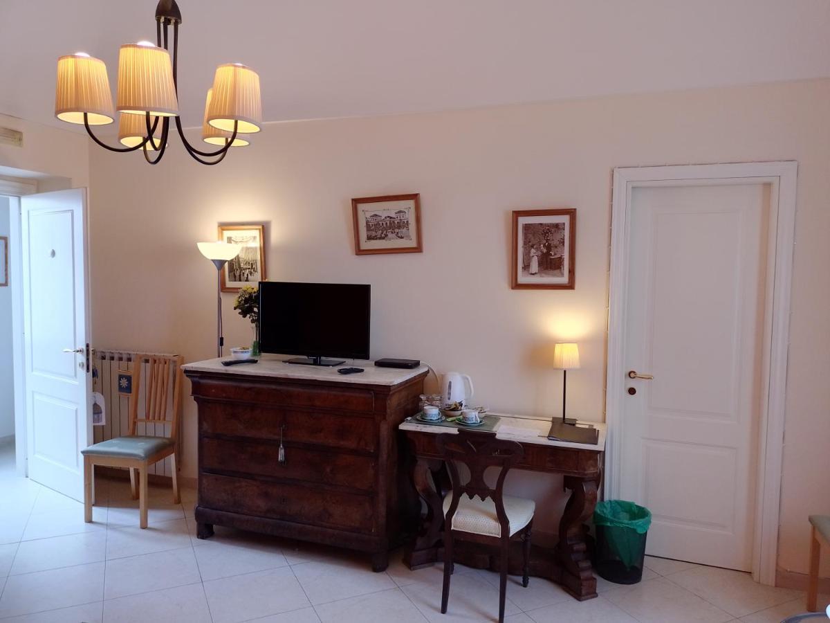 B&B Cupole E Campanili Napels Buitenkant foto