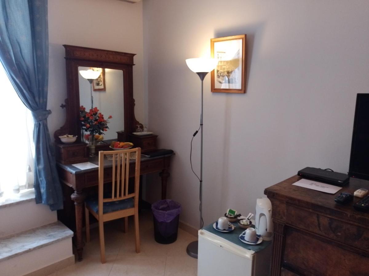 B&B Cupole E Campanili Napels Buitenkant foto